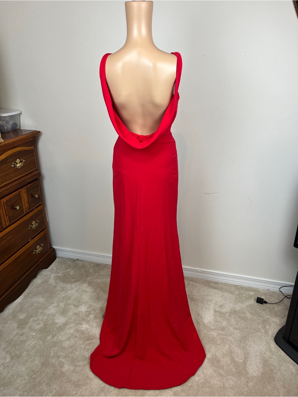 Glamour by Terani Couture Red Maxi Gown, Front Keyhole, Swoop Back, Size 0